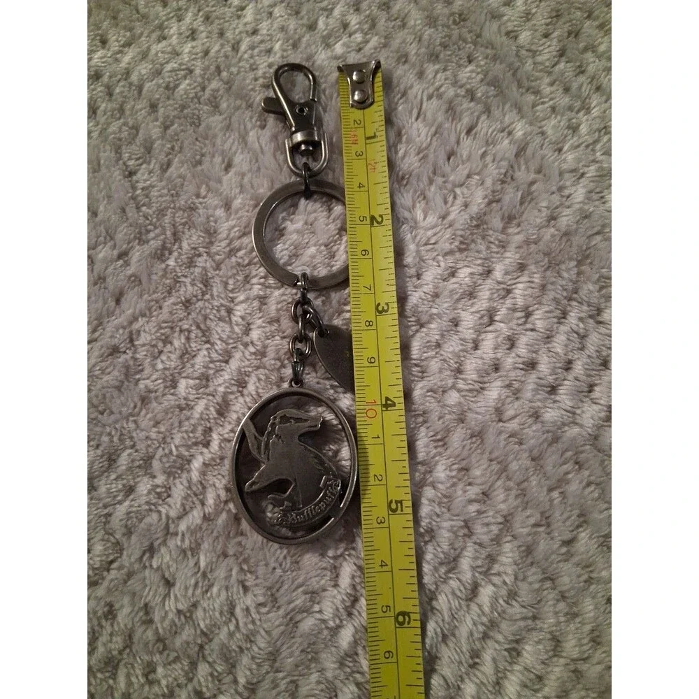 Harry Potter Hufflepuff Keychain  Silvertone Metal Keyring Bag Clip Gift Present